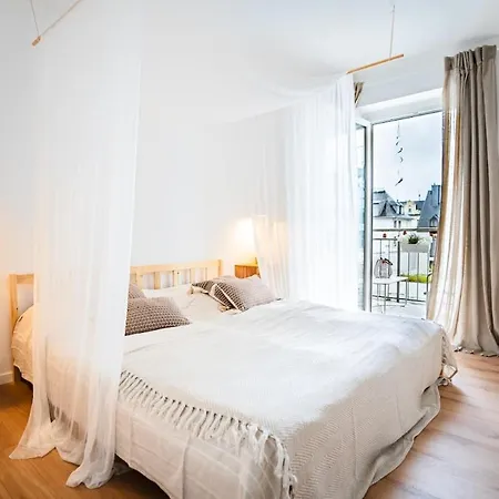 2 Bedroom - Zentral - Kueche - Balkon - Wifi - Netflix - Business - Kaffe - Parkhaus ויסבאדן