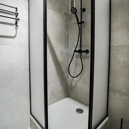 2 Bedroom - Zentral - Kueche - Balkon - Wifi - Netflix - Business - Kaffe - Parkhaus * 비스바덴